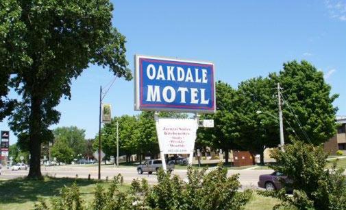 Oakdale Motel Main image 1